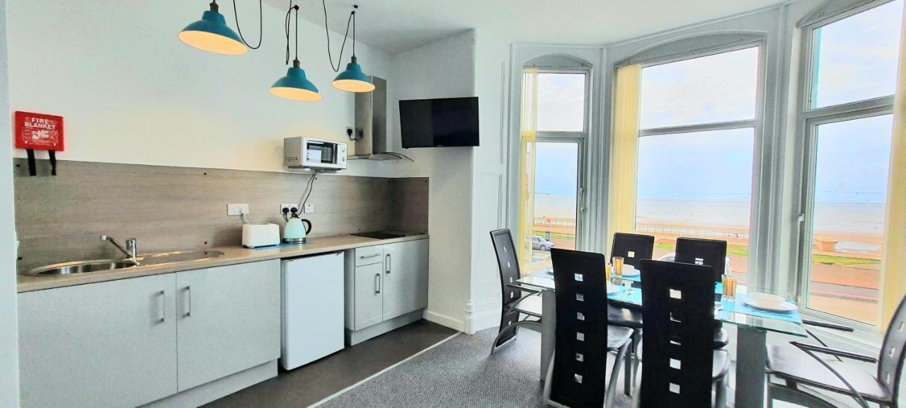 Charlton Aparthotel Blackpool Esterno foto